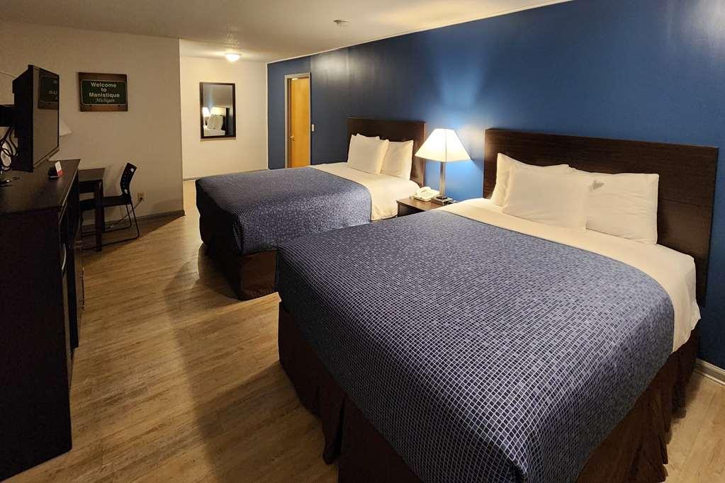 Econo Lodge Lakeshore Манистик Номер фото
